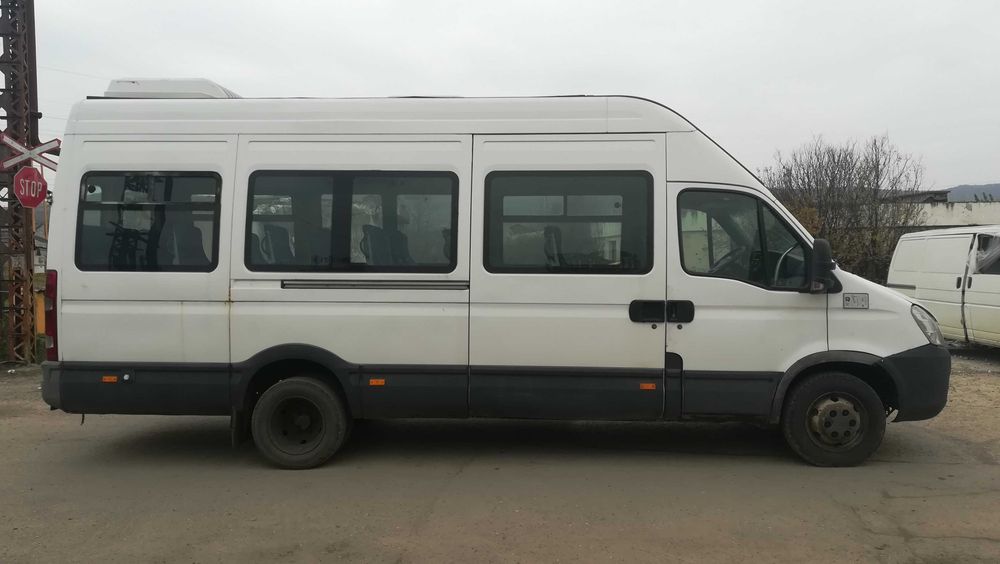Dezmembrez Iveco daily mot 3.0 2009