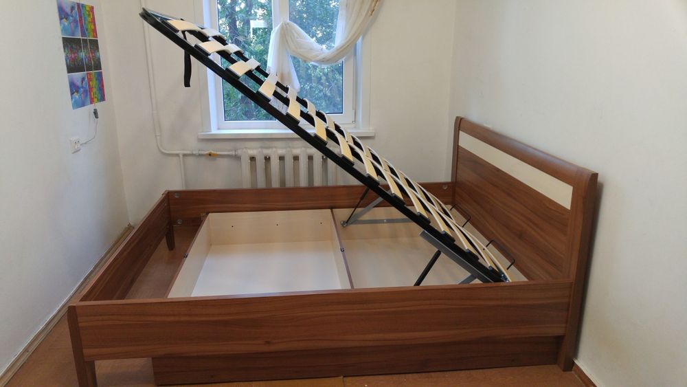 Кровать Дядьково с матрасом Аскона