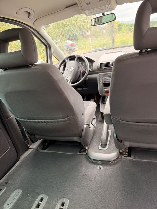 Vand Seat Alhambra 7 locuri