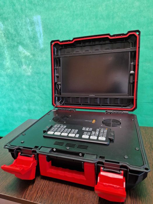 Studio TV portabil- All in One- Blackmagic Atem - Mixer video