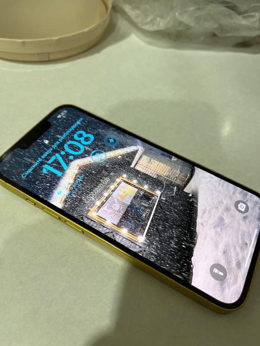 Продам айфон 14 желтого цвета