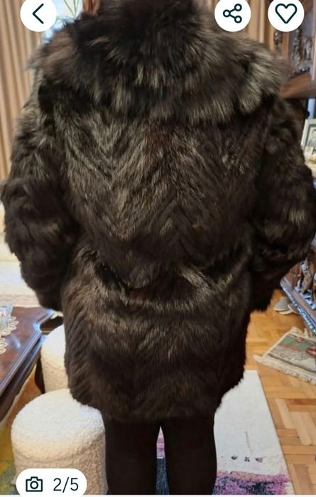 Haina de nurca cu vulpe neagra