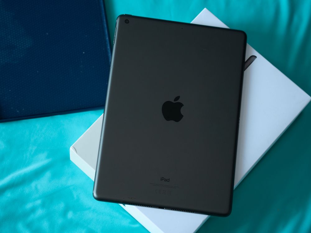 iPad Астро сиво 32 GB (2019)