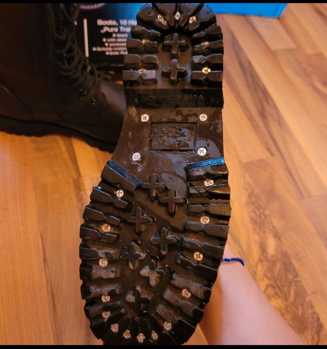 Ghete piele Pure Trash