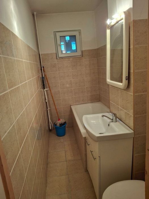 Vand apartament 3 camere confort 2 nedecomandat