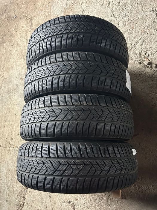 Anvelope 205/60/16 PIRELLI , An 2022