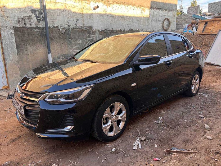 Chevrolet Onix Premer 2