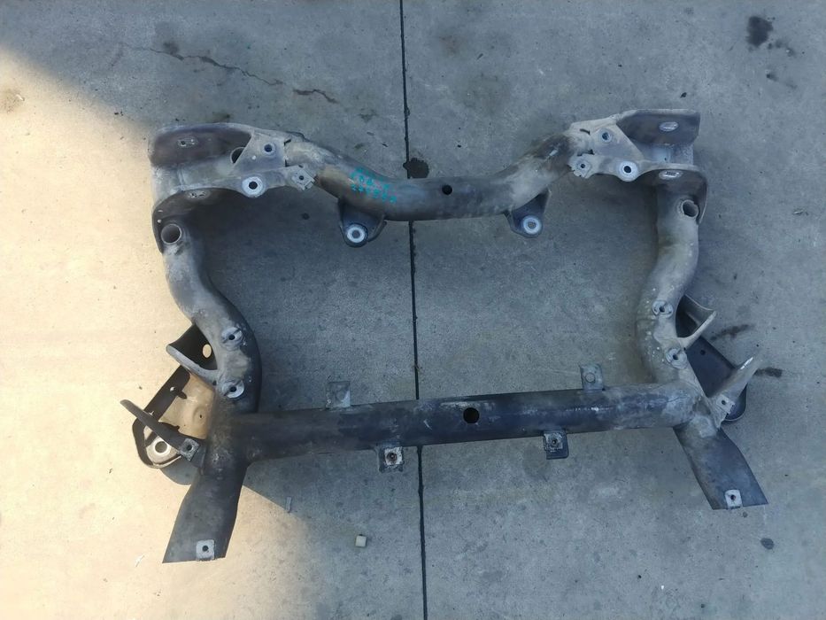 jug cadru motor  1.8b  mercedes c-class w204