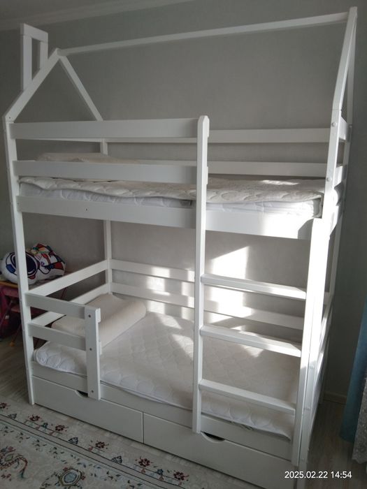 Кровать детская 2-х ярусная