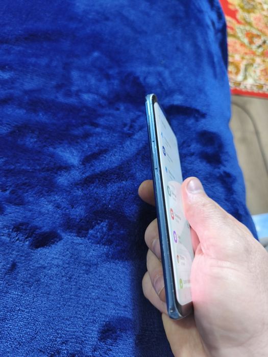 Samsung Galaxy S9  64+4 GB RAM