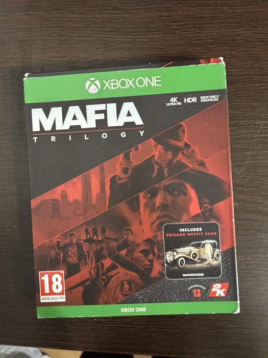 vand xbox one+18 jocuri+incarcator micro usb+suport de jocuri