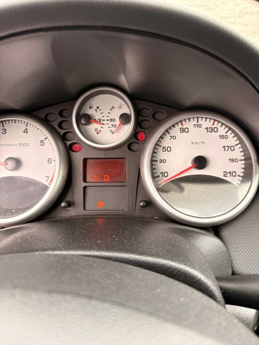 PEUGEOT 207 1.4i* 95cp* 2010* Impecabil!!!