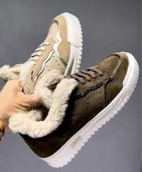 Продам брендовые зимние кроссовки натуральная кожа и мех