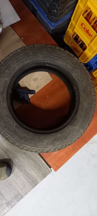 Продаются шины на Газель  шипованные зимные
