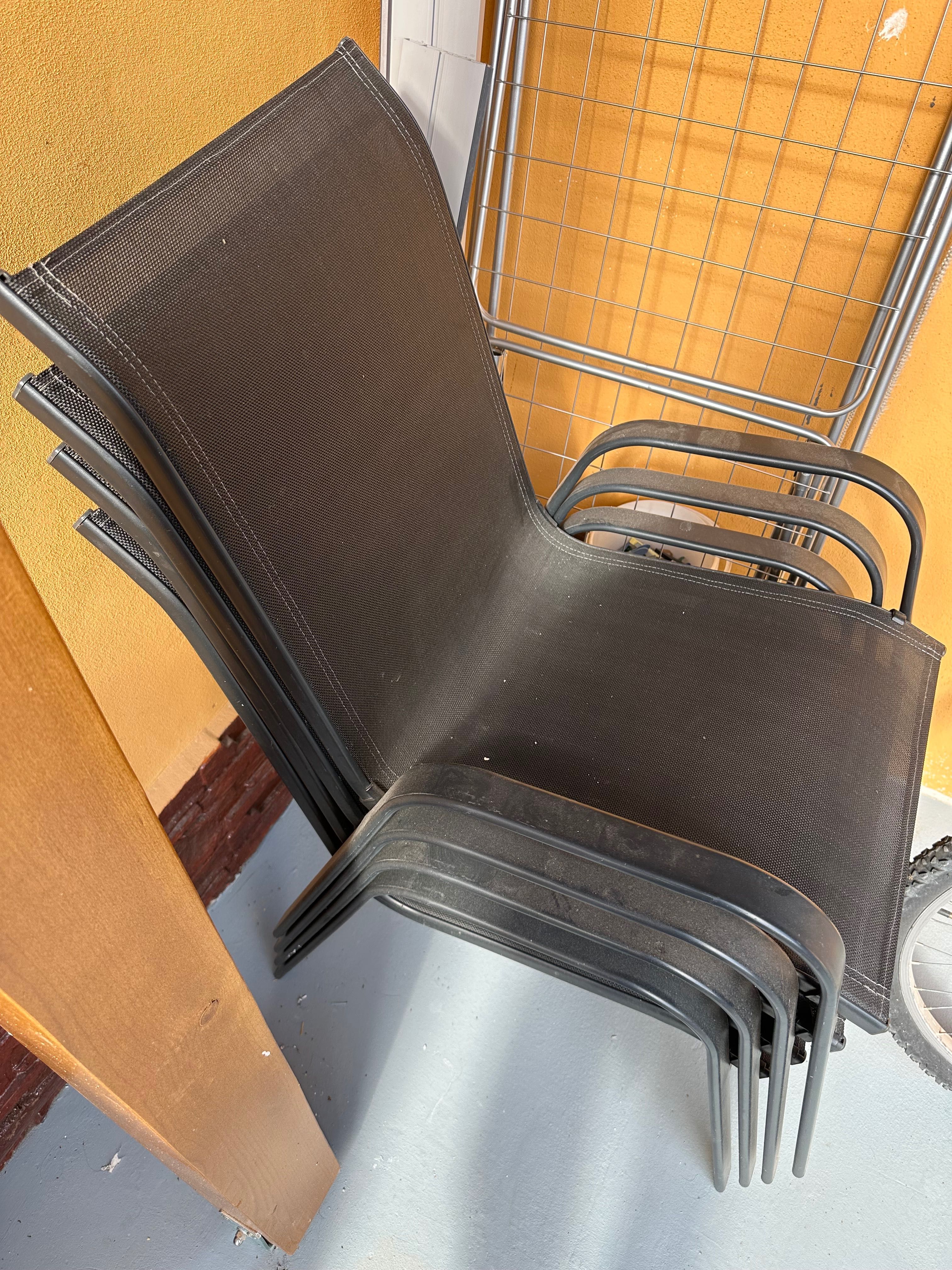 Masă și scaune pentru terasă