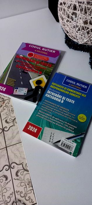 CODUL RUTIER ACTUALIZAT 2024* 2 Cărți + Harta cu semnele rutiere.