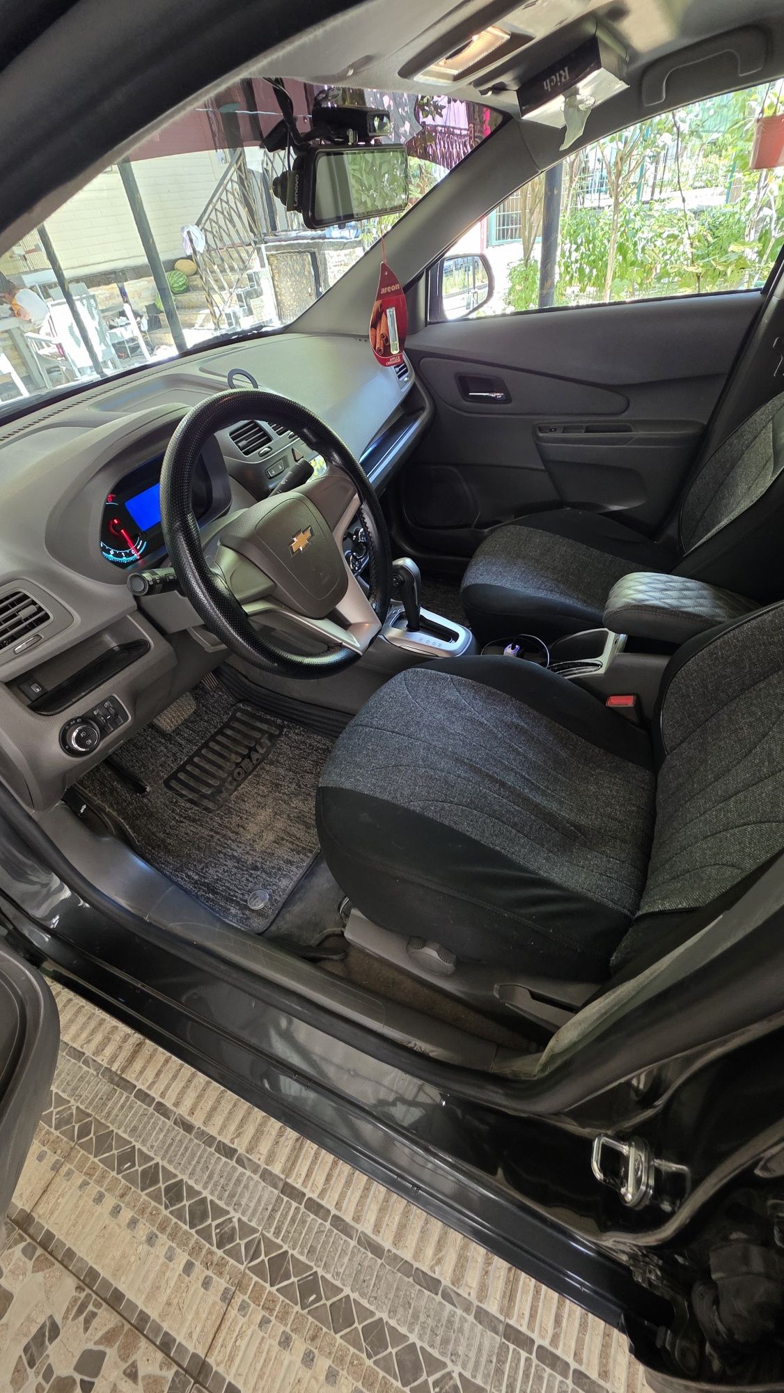 Srochno sotiladi Cobalt 4-pazisa avtomat 2023yil prabek 58.000km