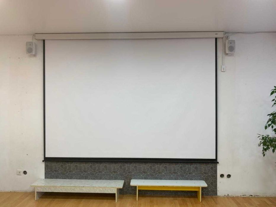 Экран для проектора