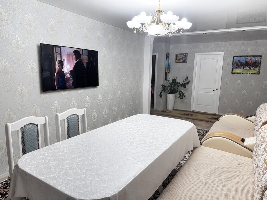 Продам 4 комнатную квартиру