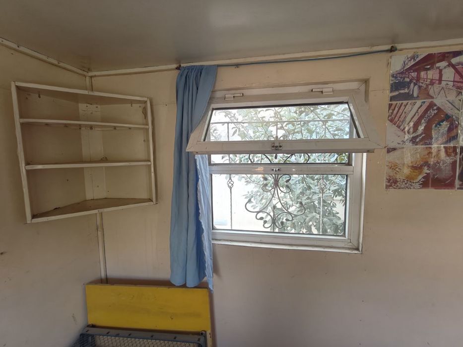 Vagon sotiladi holati yaxshi rasmda kurin turibdi