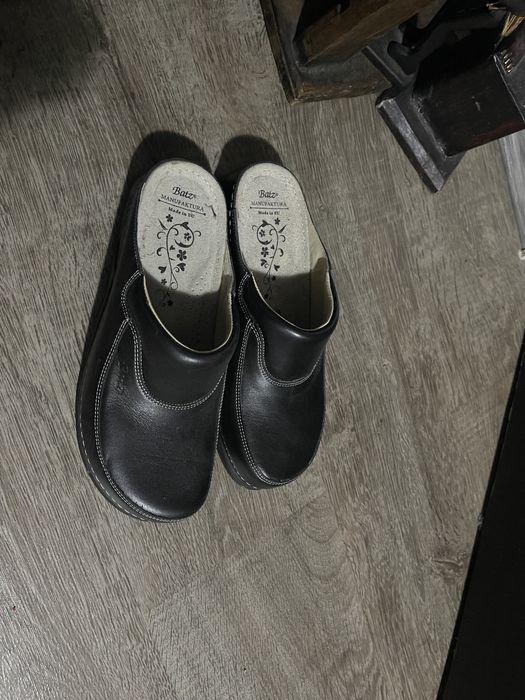 Saboti piele naturala Batz