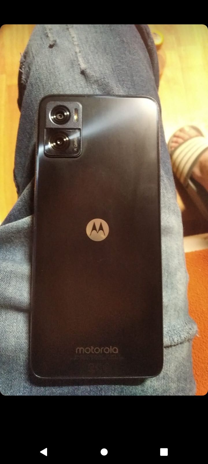 Motorola e22 64gb de schimb!