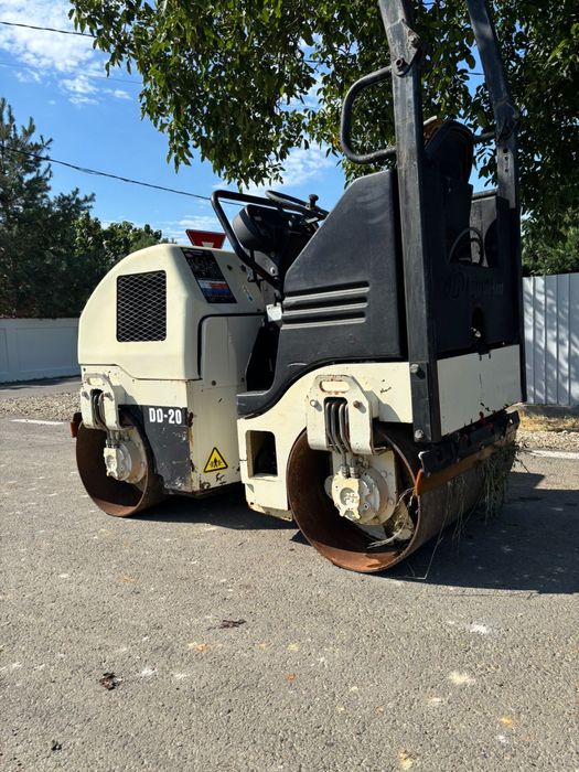 Cilindru compactor ingersol rand de 2 tone