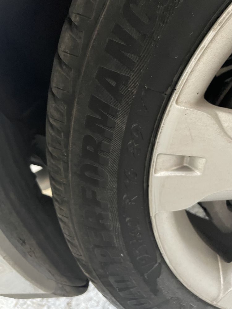 Автомобилни гуми 175/65 R14