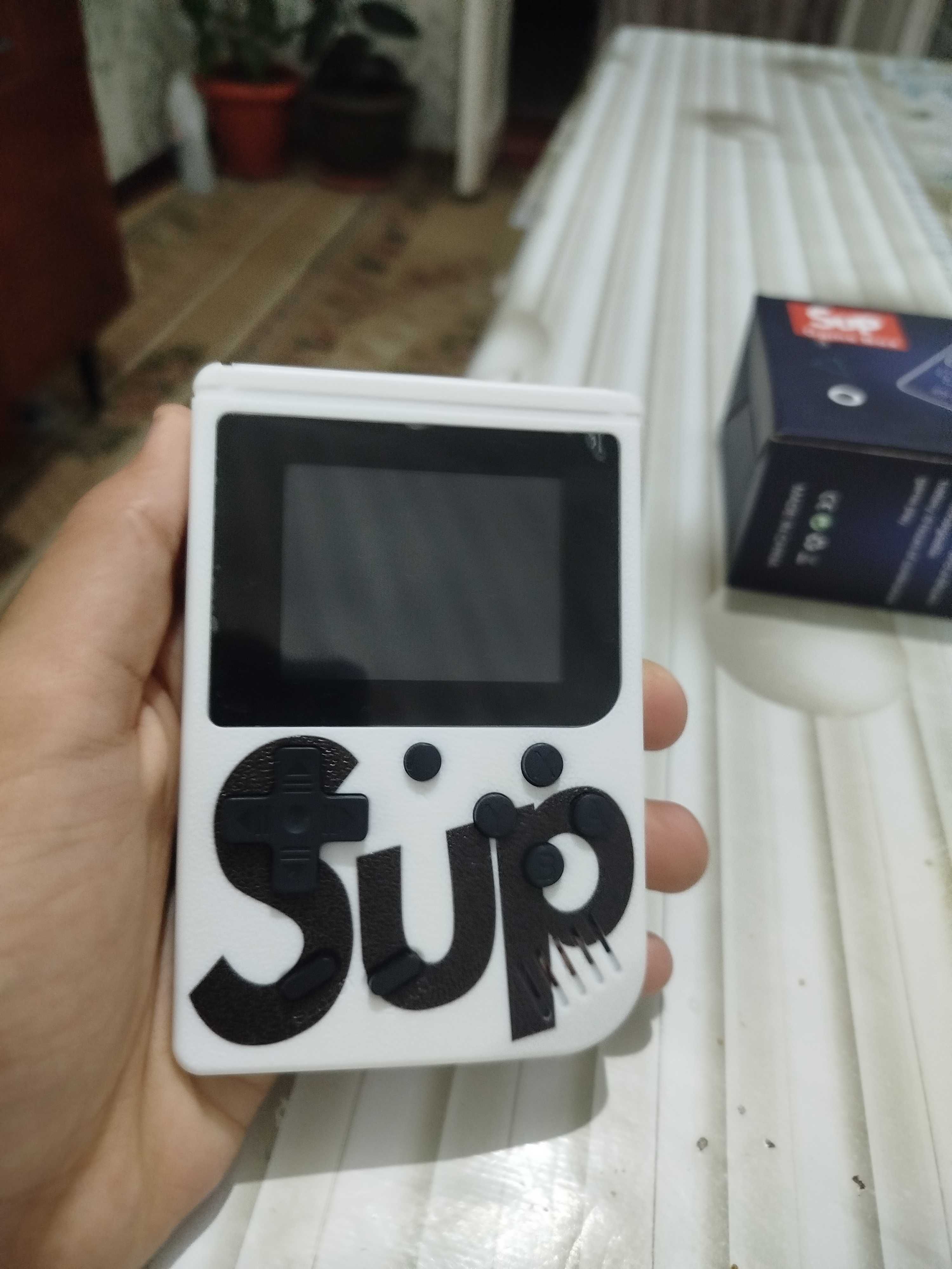 Игровая консоль Sup