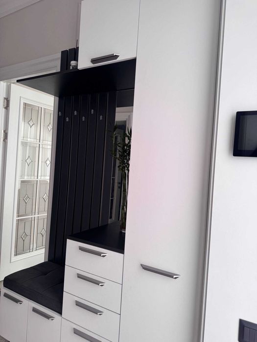 МЕБЕЛЬ для прихожей в отличном состоянии