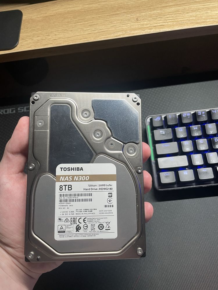 8TB HDD  Тошиба сотилади