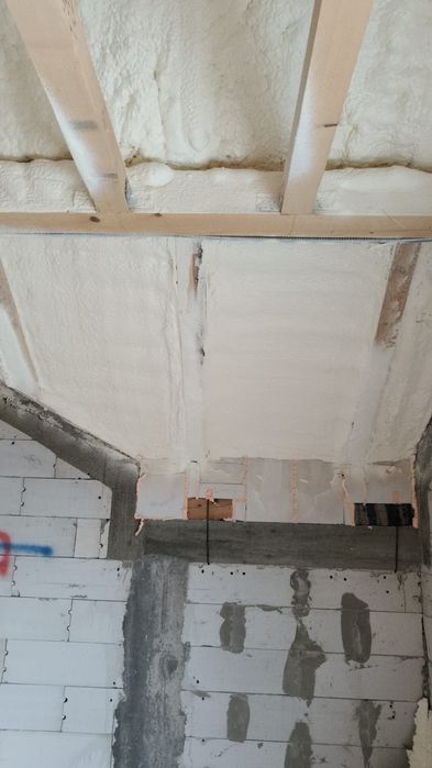 Izolație profesională cu spumă poliuretanică – SpumaTerm