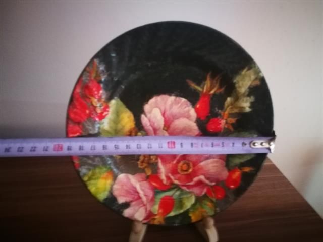 Колекционерски цветни чинии- 3 бр