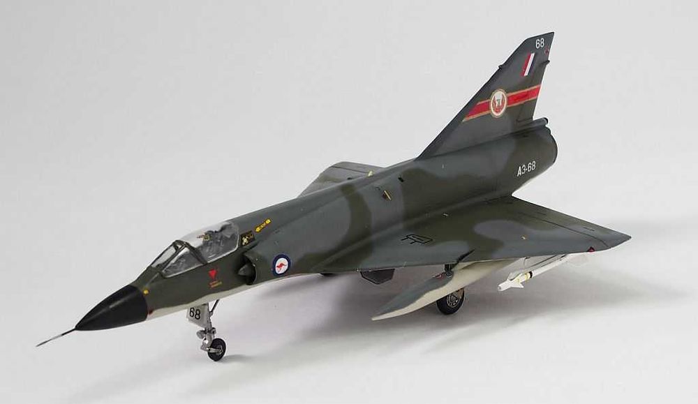 сборная модель самолёта Mirage 1/72 NOVO РАРИТЕТ СССР!