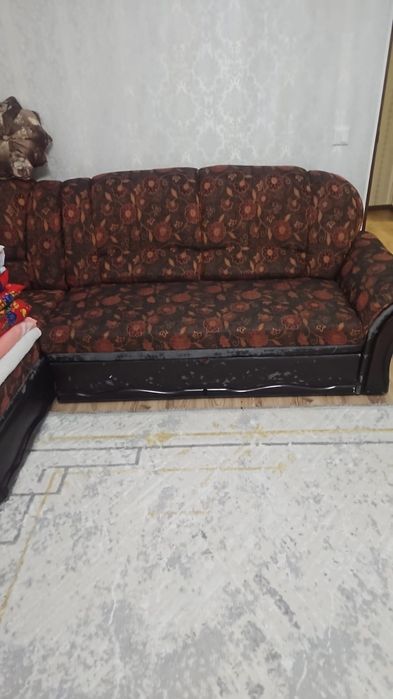 Диван тегін беріледі