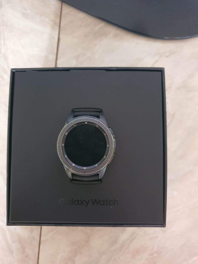 Смарт часовник Galaxy Watch