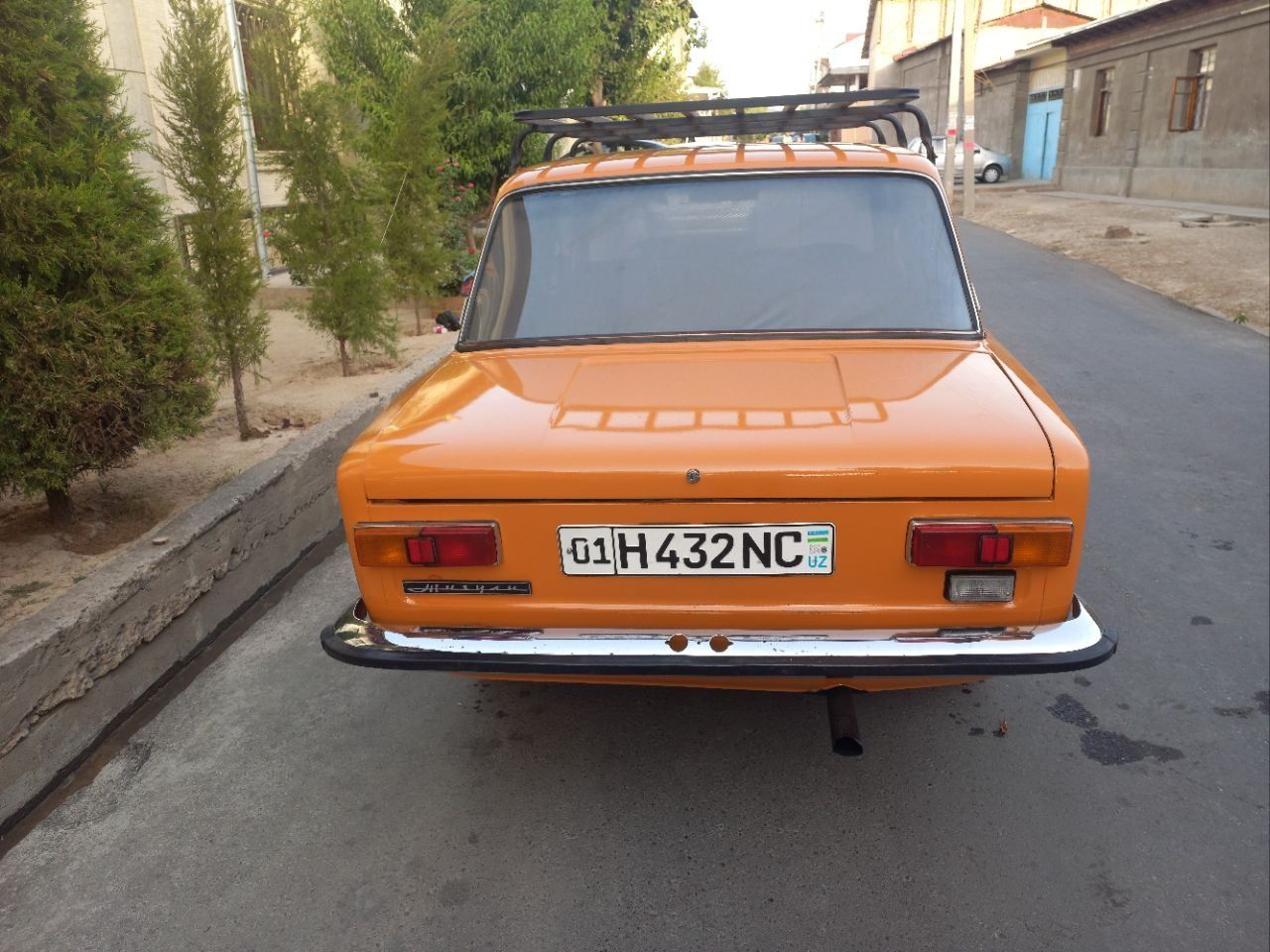 Vaz Jiguliy 21011