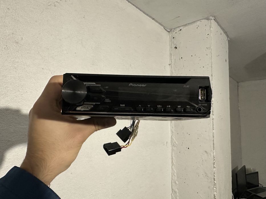 Радио за кола Pioneer DEH-1900UB