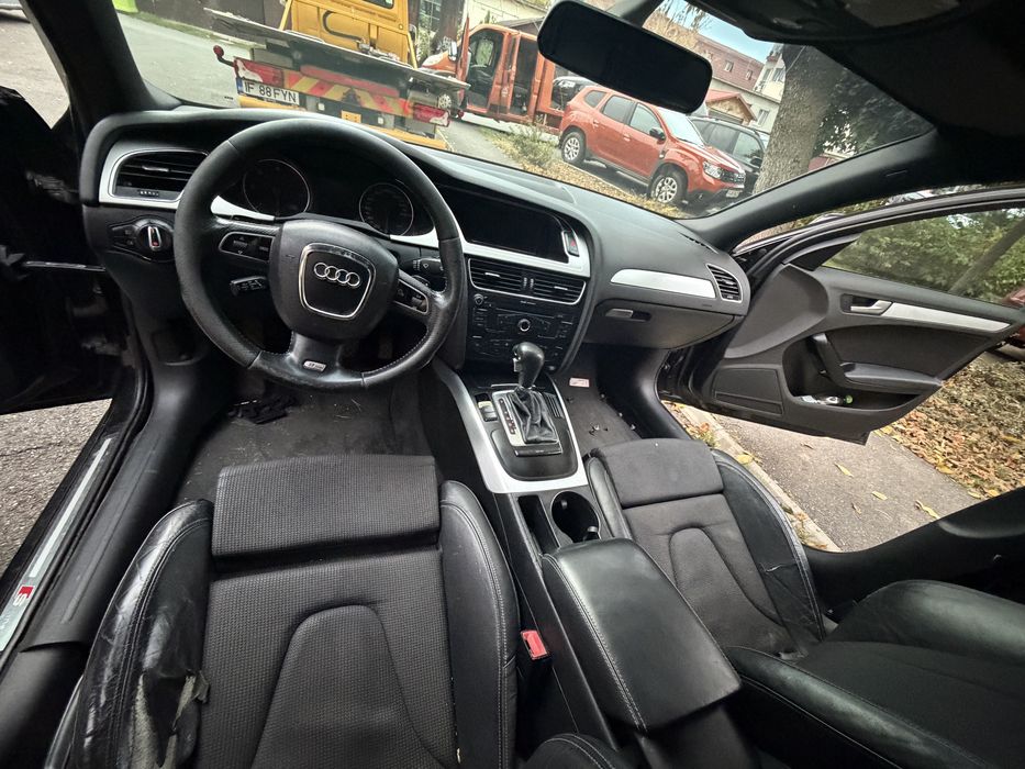 Audi a4 b8 2.0 143 cp an 2009 Avariat