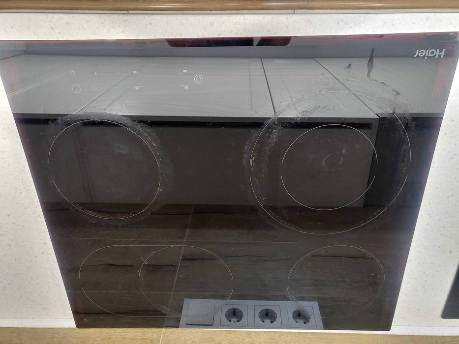 Электрическая варочная поверхность Haier