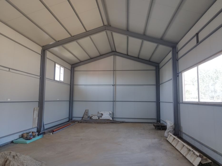 Închiriez hala metalica isopan