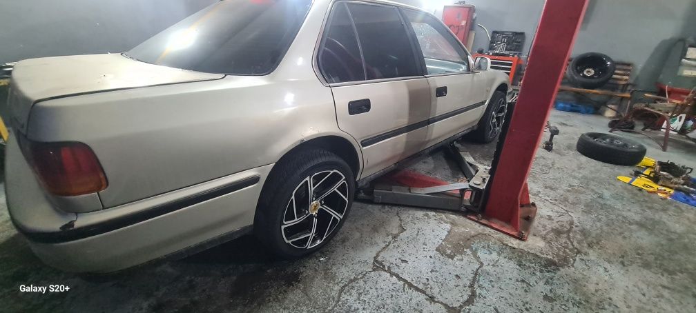 Honda Accord 4  cb3. (1992)