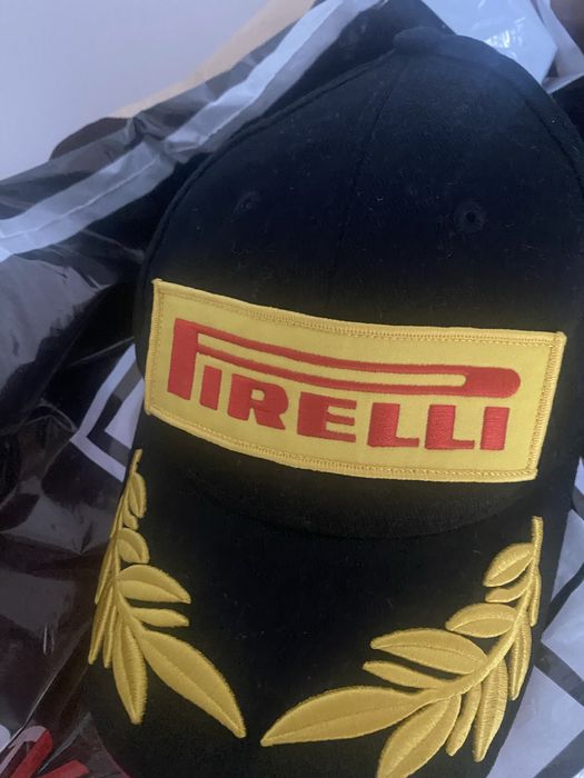 Pirelli шапка оригинална