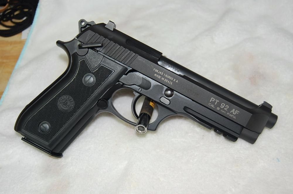 RARITATE! Pistol Airsoft TAURUS/Beretta /MODIFICAT 3.8 J Maxim/CO2 gaz
