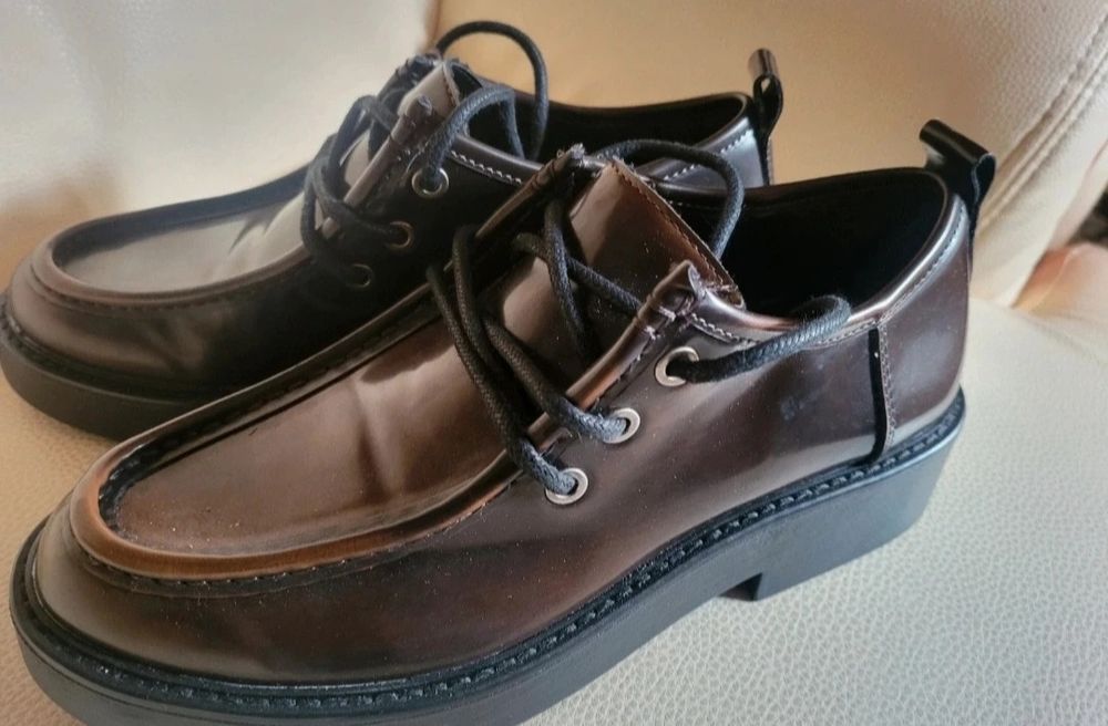 Pantofi Zara 38 noi