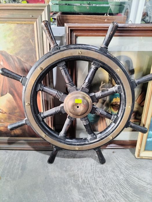 Стар корабен рул