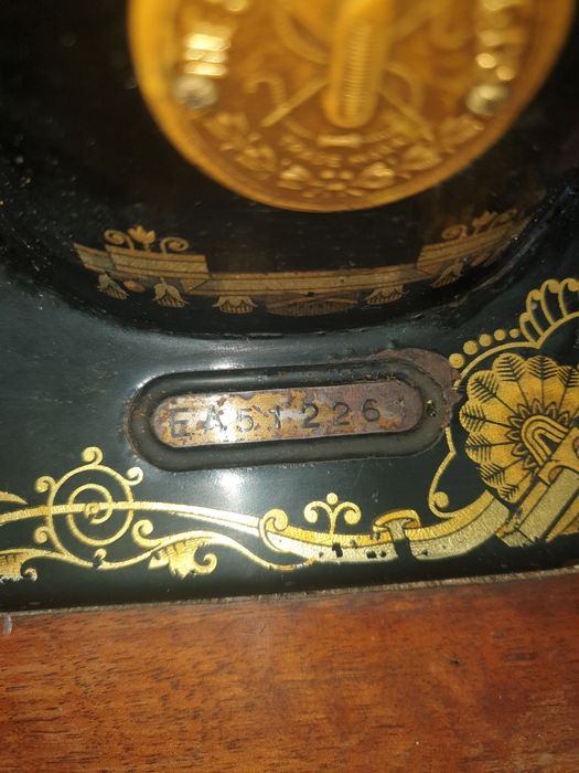 Vand masina de cusut Singer