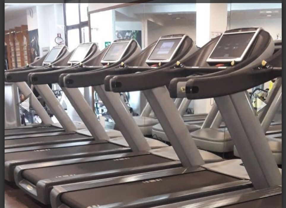 Depozit aparate fitness technogym