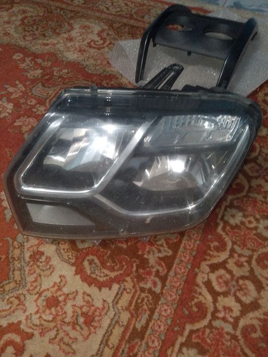 Far Daster stânga și grila adaptoare dastar