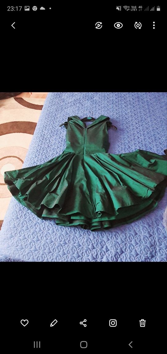 Rochie verde superba